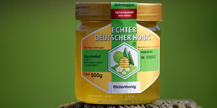 Naturbelassener Blütenhonig