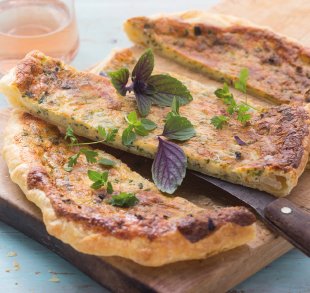 Kräuterquiche mit Hofbergkäse