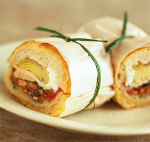 Paprika-Sandwich mit Ziegenfrischkäse